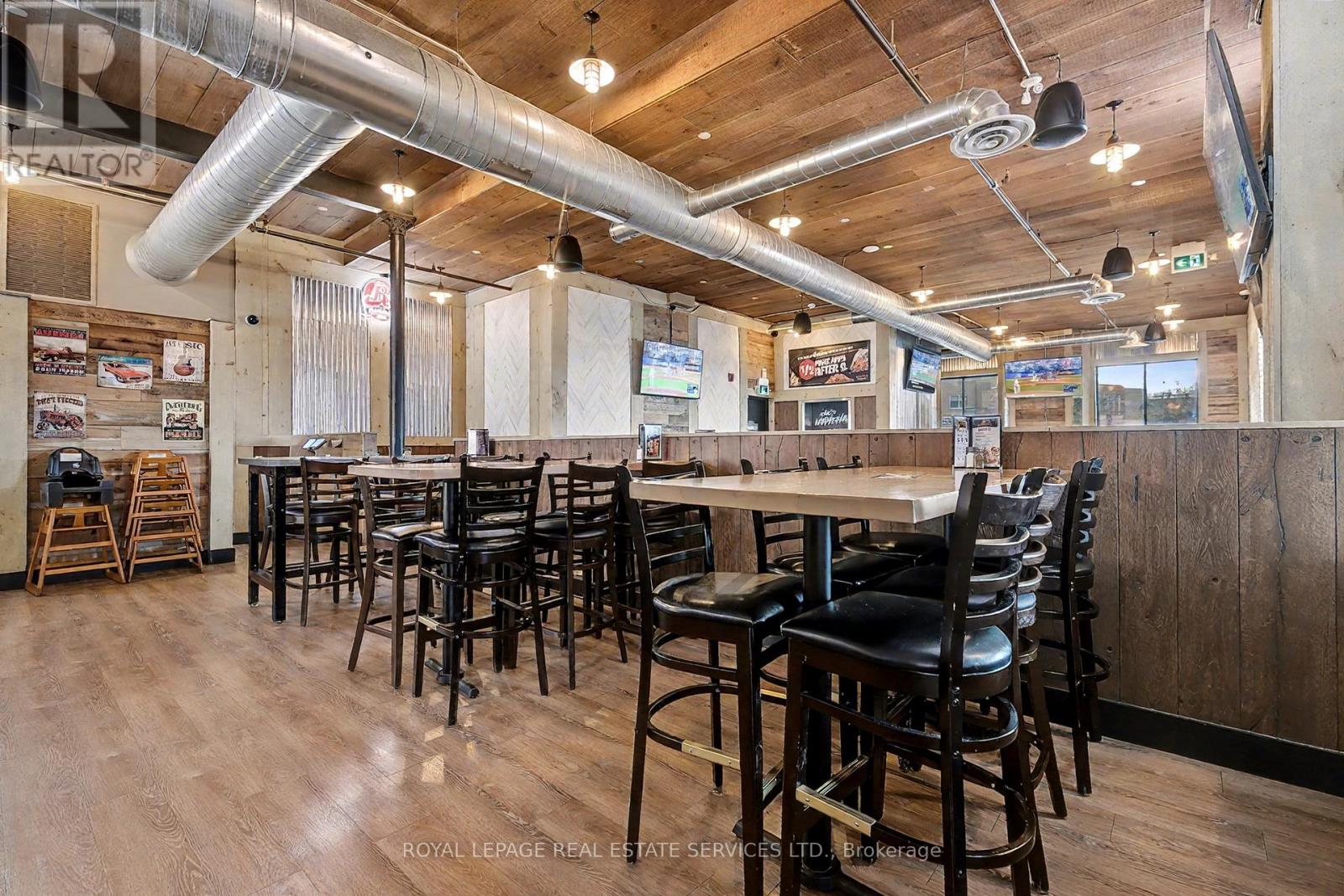 31 - 33 Market Place, Stratford, Ontario  N5A 1A4 - Photo 14 - X13608390
