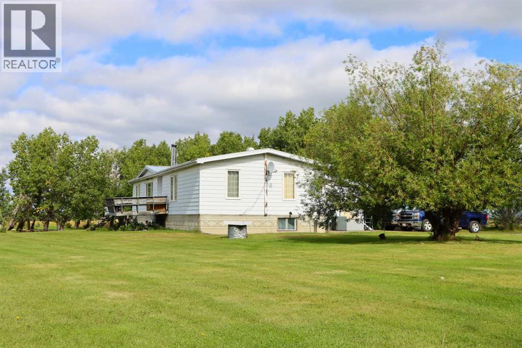 72365 Highway 49 photo 3