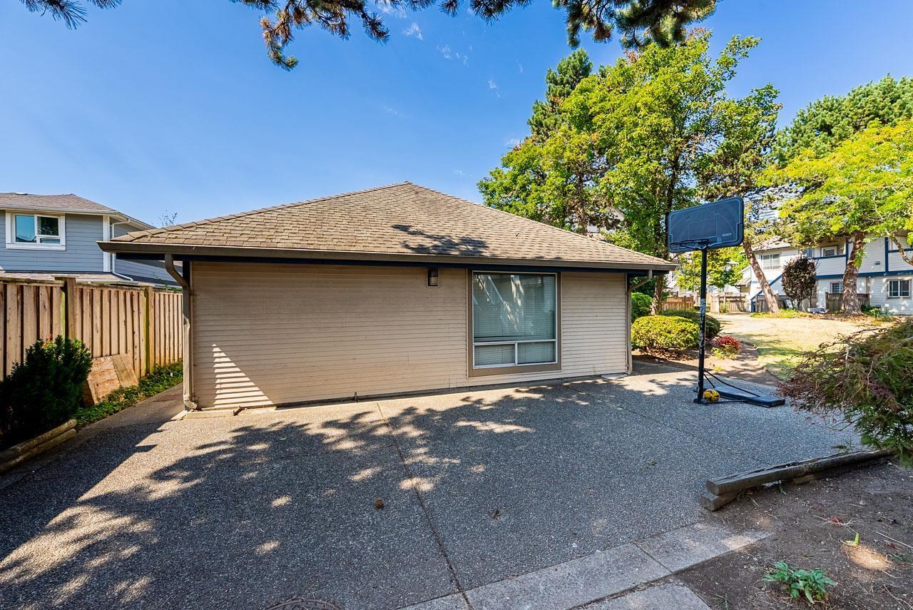 129 7837 120a Street, Surrey, British Columbia  V3W 0W9 - Photo 36 - R3161414