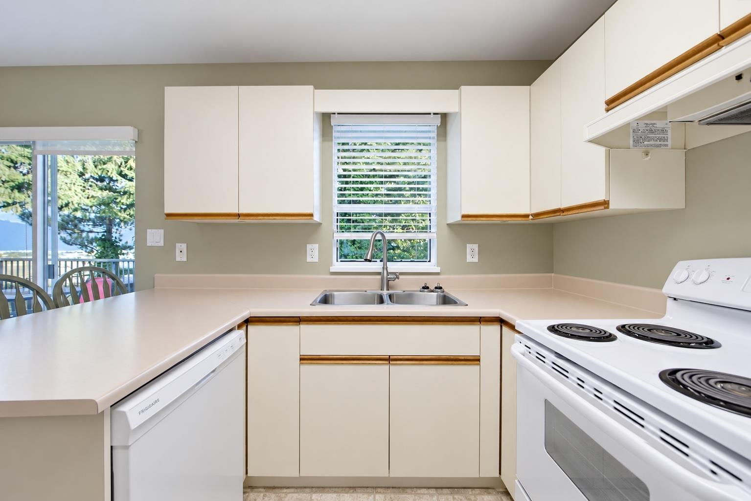 36042 Southridge Place, Abbotsford, British Columbia  V3G 1E2 - Photo 14 - R3161559