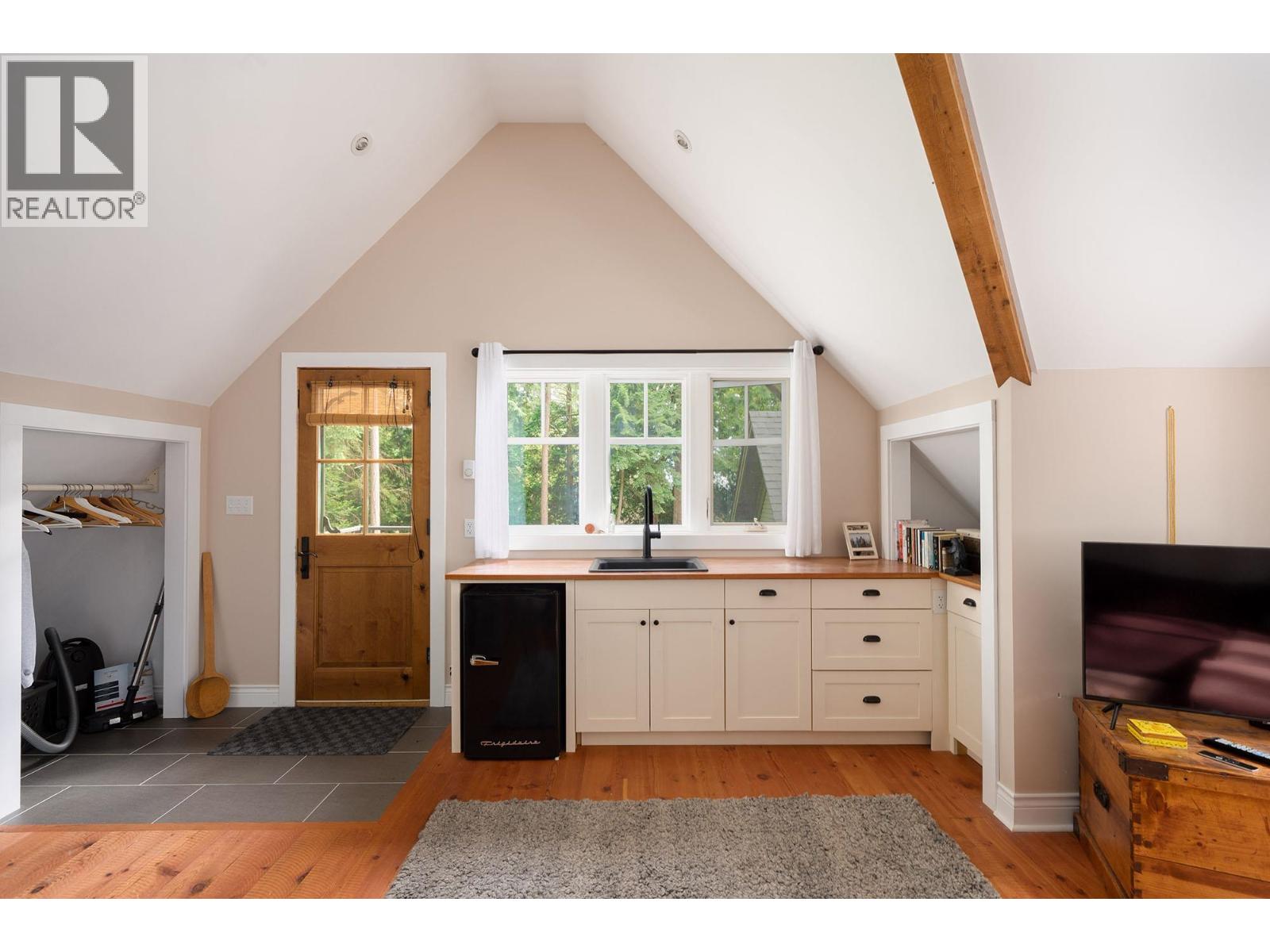 1755 Emily Lane, Bowen Island, British Columbia  V0N 1G2 - Photo 29 - R3162089