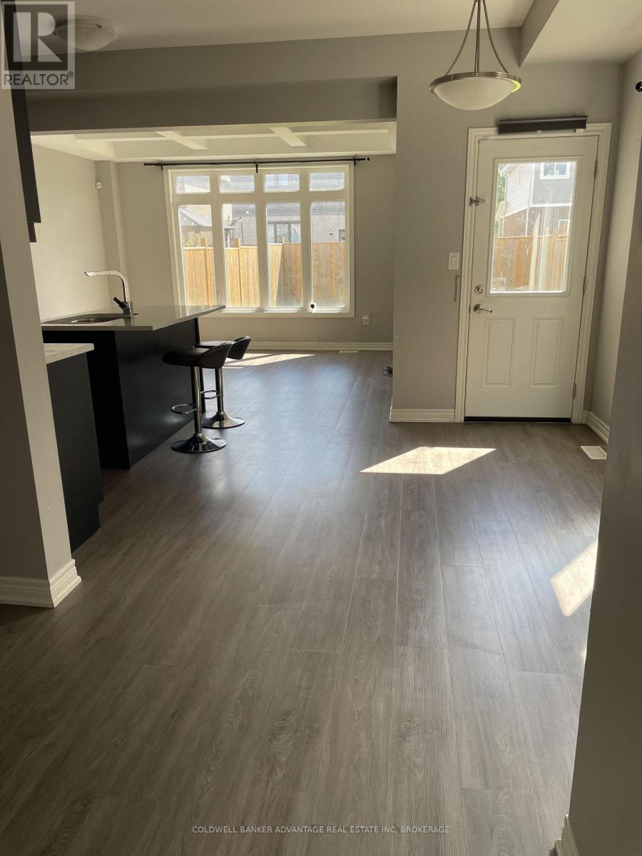 9577 Tallgrass Street, Niagara Falls, Ontario  L2G 0Y3 - Photo 3 - X13755238