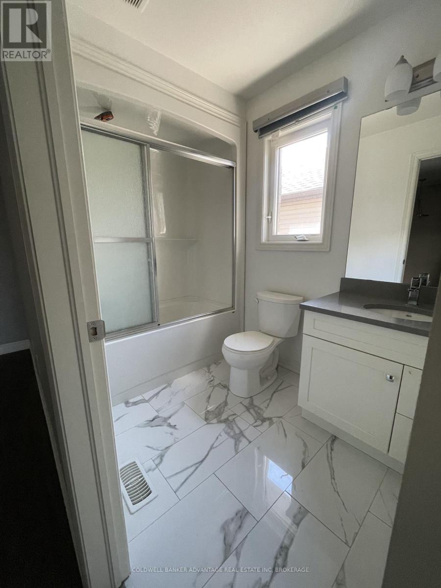 9577 Tallgrass Street, Niagara Falls, Ontario  L2G 0Y3 - Photo 9 - X13755238