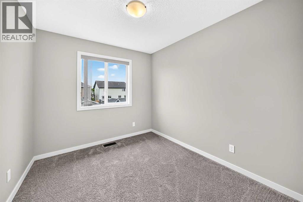 136 Willow Street, Cochrane, Alberta  T4C 0X9 - Photo 31 - A2342736