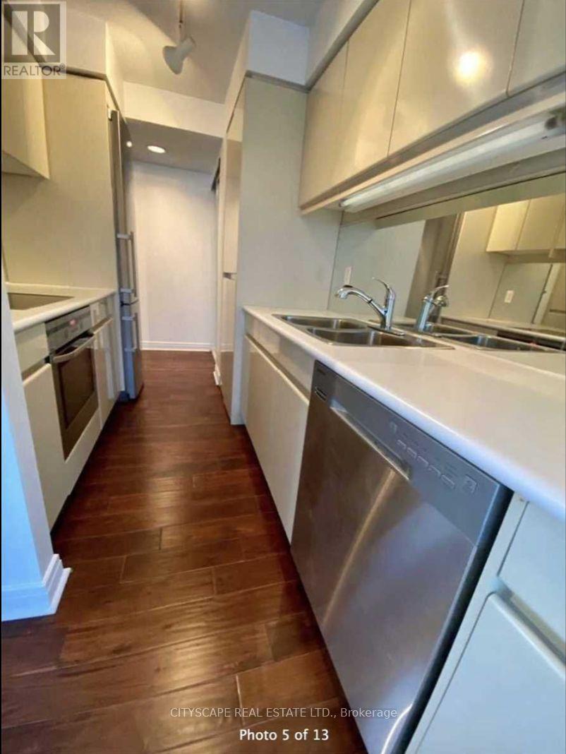 1705 - 50 Lombard Street, Toronto, Ontario M5C 2X4 - Photo 6 - C13755062
