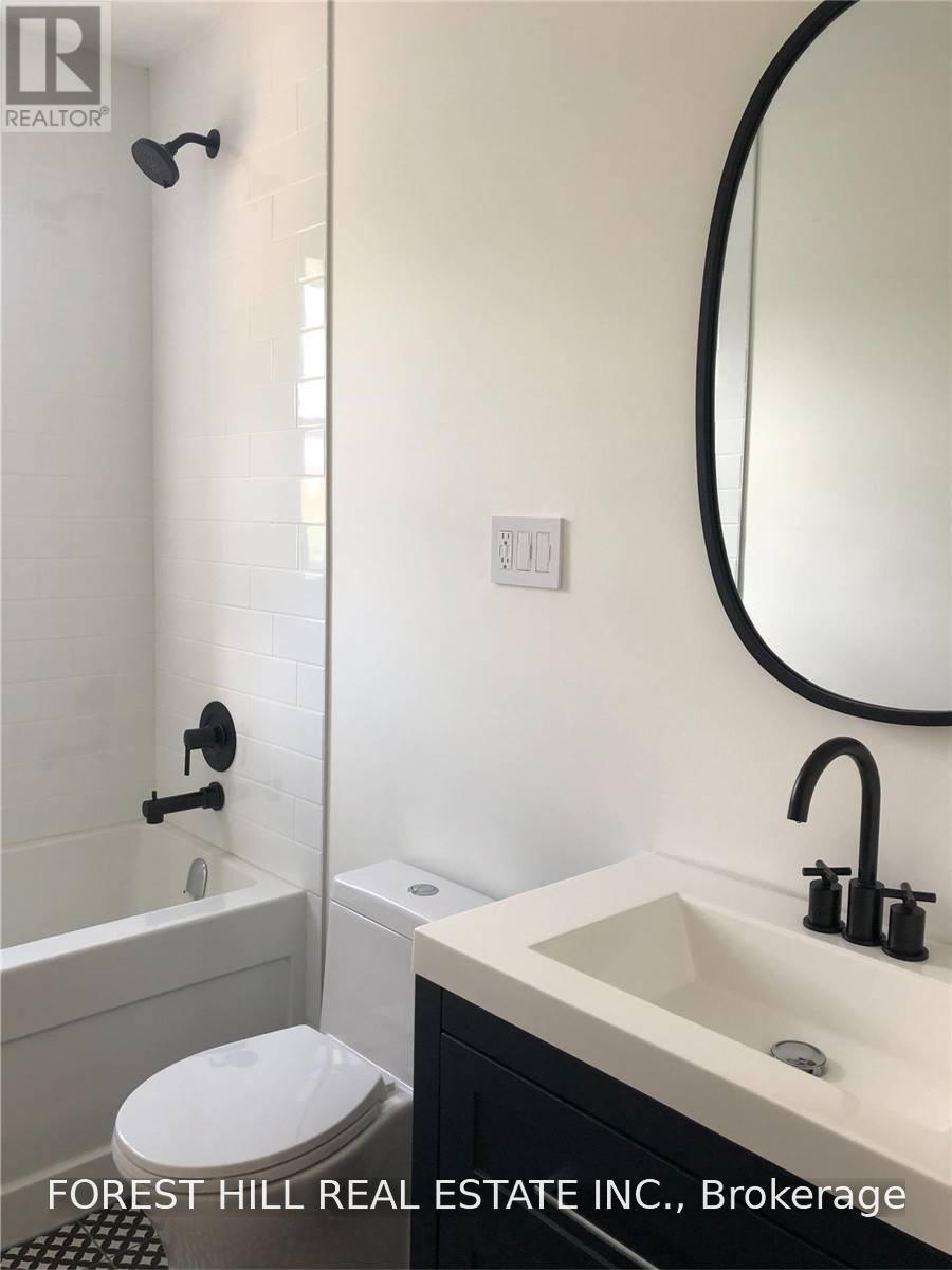 37 Hendrick Avenue, Toronto, Ontario M6G 3S4 - Photo 19 - C13755068