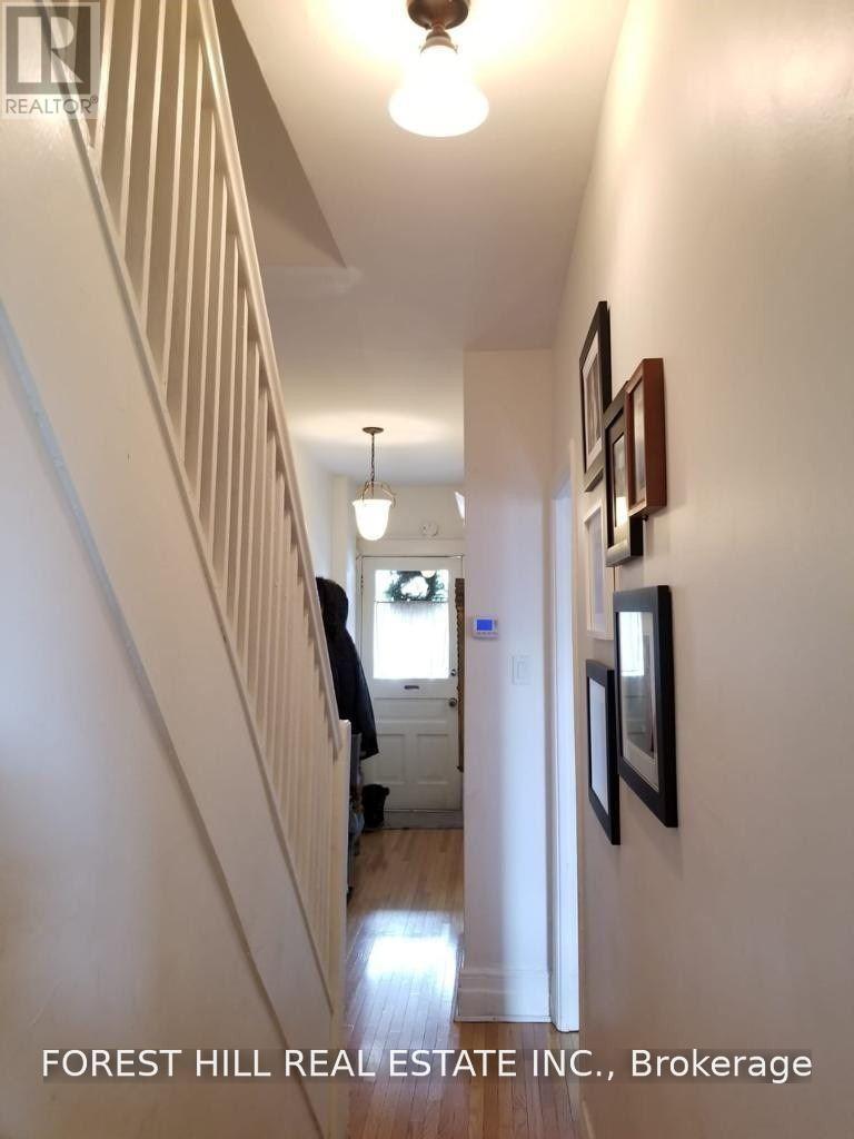 37 Hendrick Avenue, Toronto, Ontario M6G 3S4 - Photo 3 - C13755068