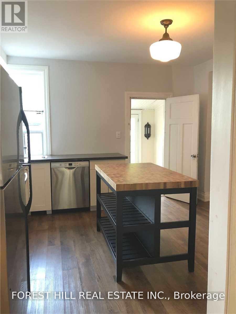 37 Hendrick Avenue, Toronto, Ontario M6G 3S4 - Photo 8 - C13755068