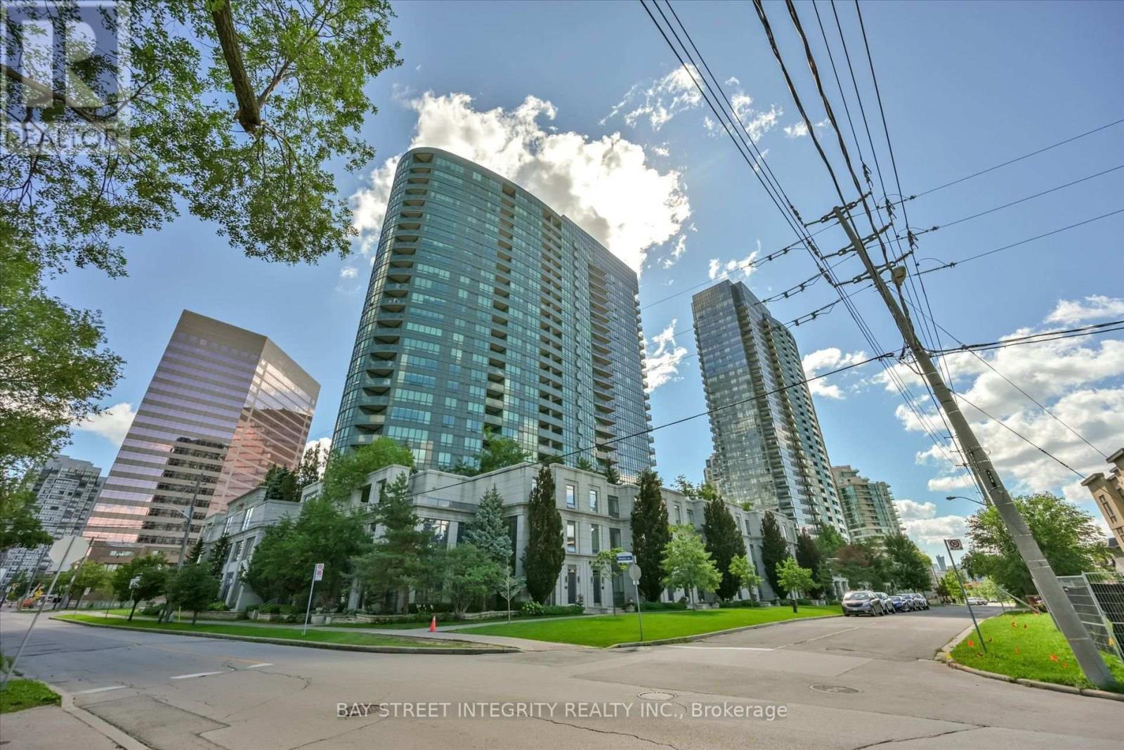 1906 - 15 GREENVIEW AVENUE, Toronto, Ontario