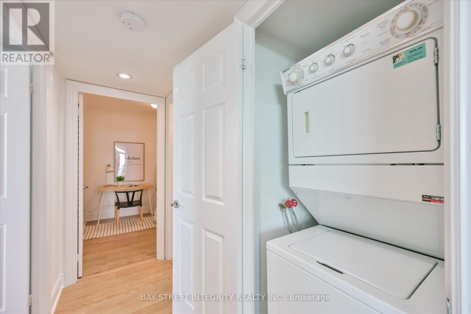 1906 - 15 Greenview Avenue, Toronto, Ontario M2M 4M7 - Photo 23 - C13755154