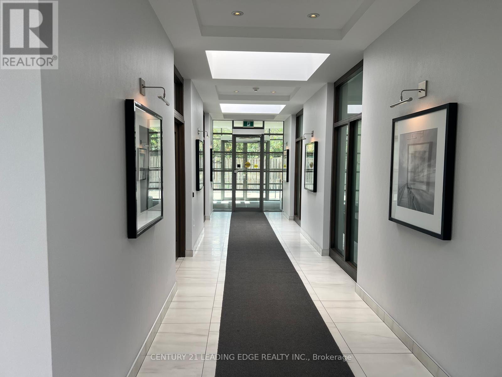 706 - 3830 Bathurst Street, Toronto, Ontario M3H 6C5 - Photo 2 - C13755174