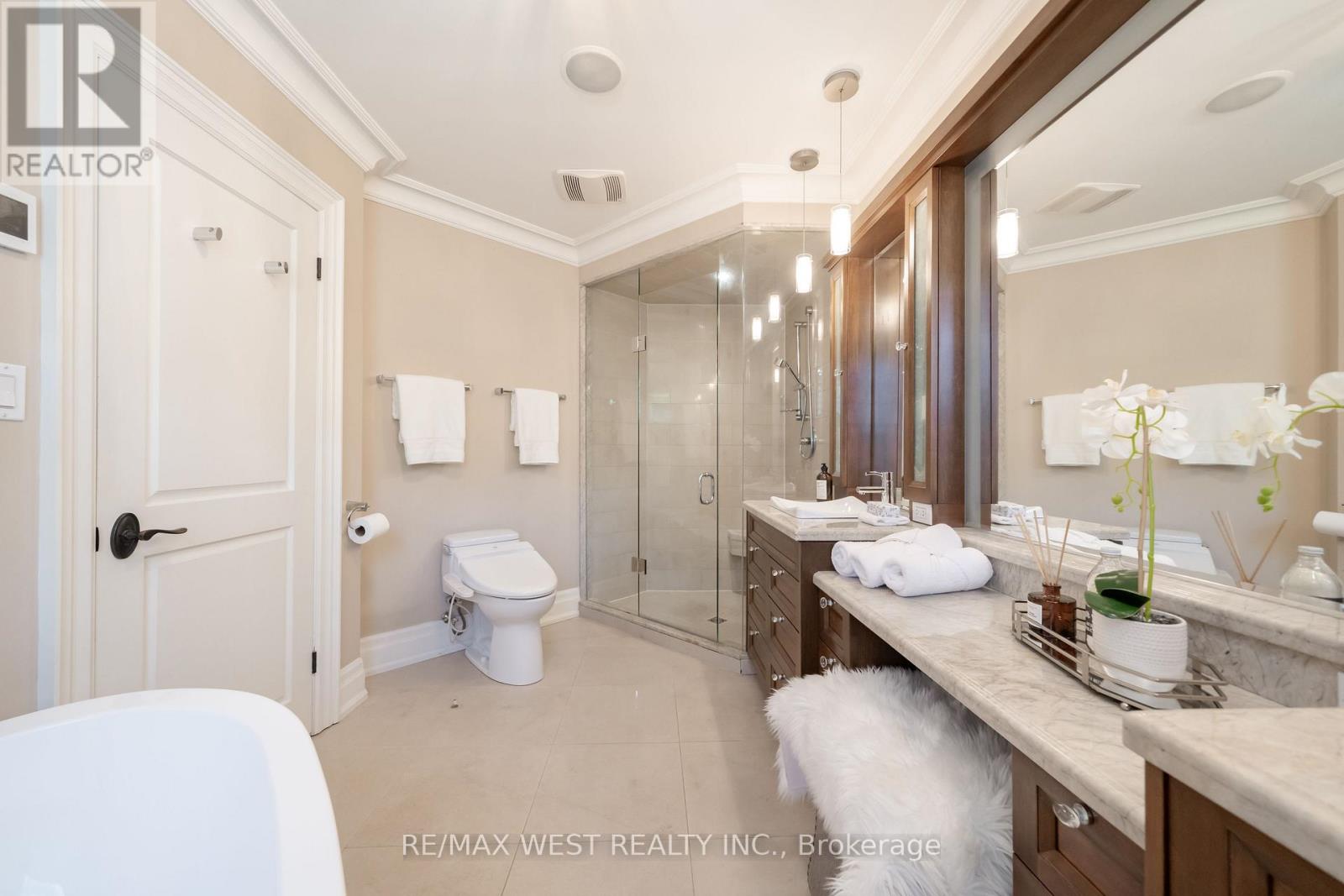 3 Castle Frank Road, Toronto, Ontario  M4W 2Z3 - Photo 6 - C13755248