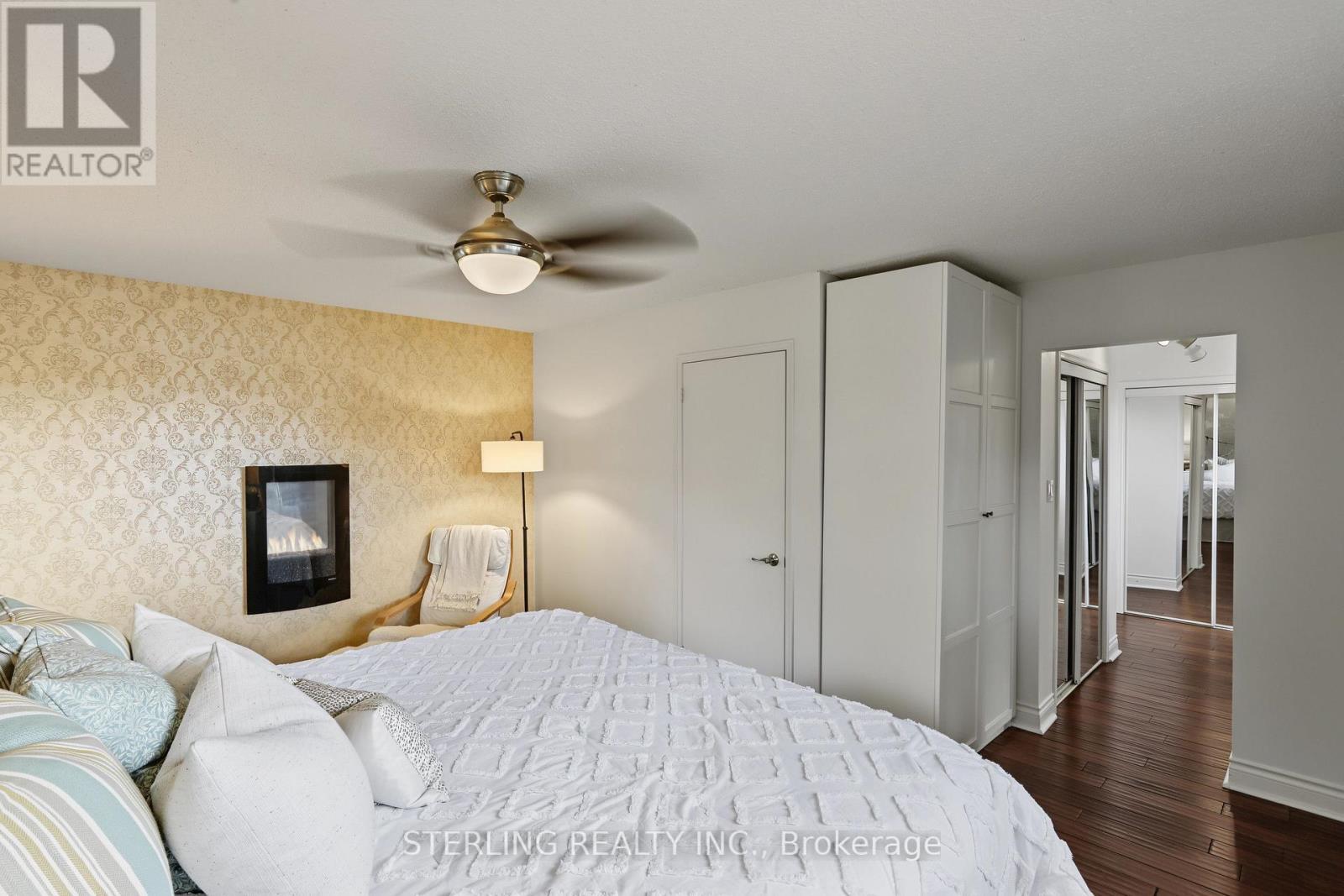 336 Gothic Court, Oshawa, Ontario  L1G 7J2 - Photo 22 - E13755054