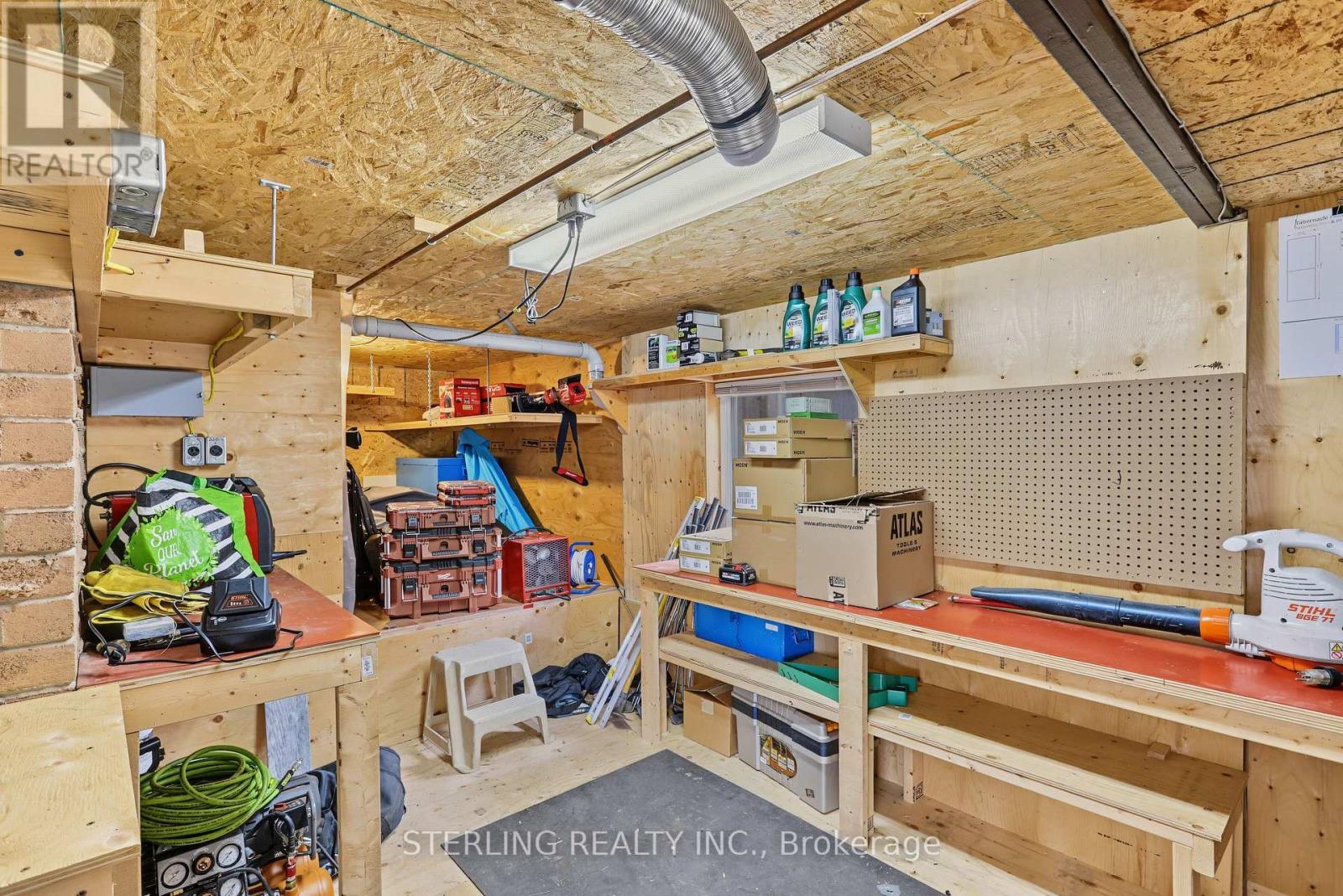 336 Gothic Court, Oshawa, Ontario  L1G 7J2 - Photo 36 - E13755054
