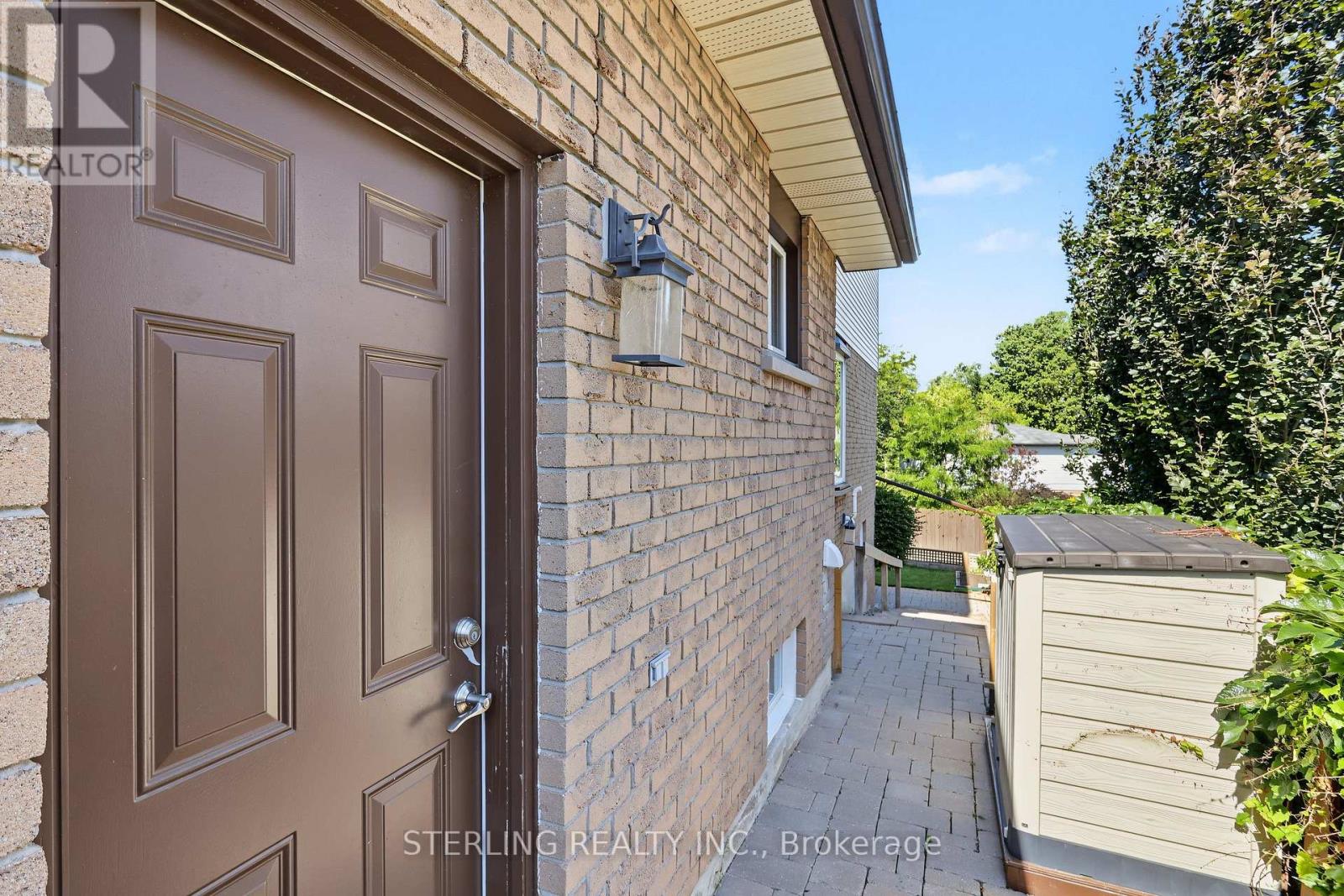 336 Gothic Court, Oshawa, Ontario  L1G 7J2 - Photo 39 - E13755054