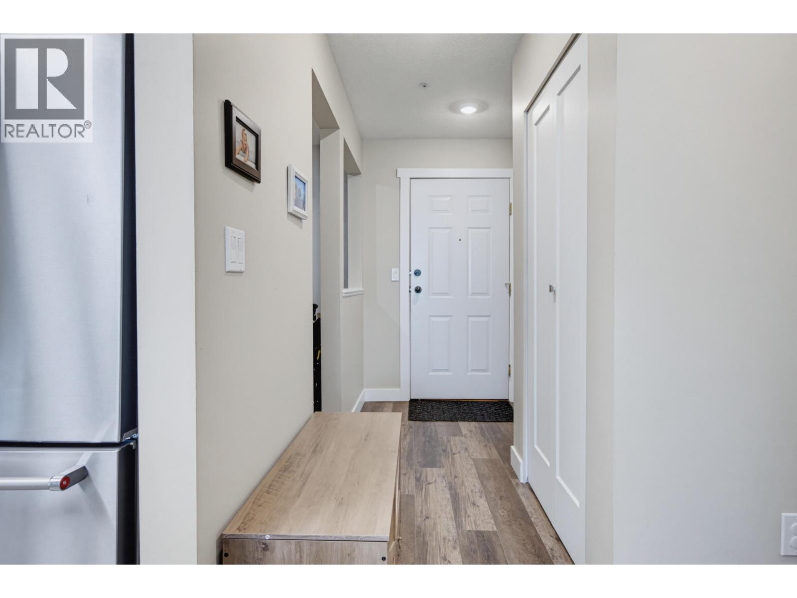 206 19131 Ford Road, Pitt Meadows, British Columbia  V3Y 2R5 - Photo 4 - R3160864