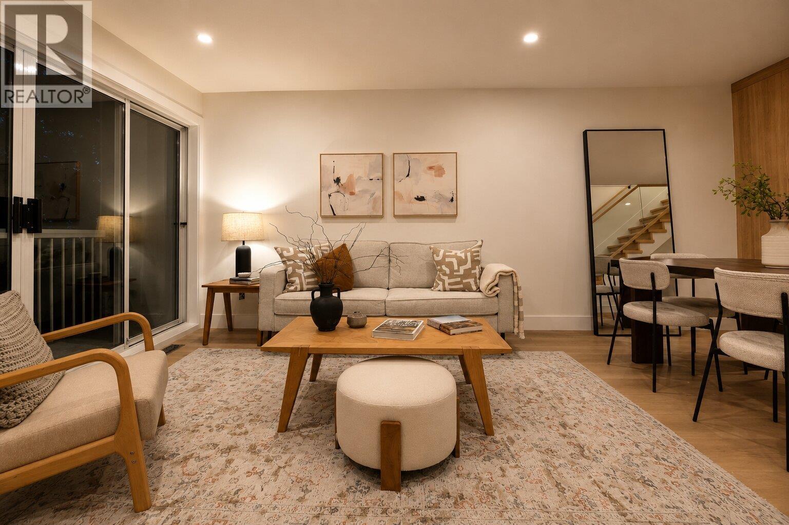 3350 Cobblestone Avenue, Vancouver, British Columbia  V5S 4S4 - Photo 4 - R3161479