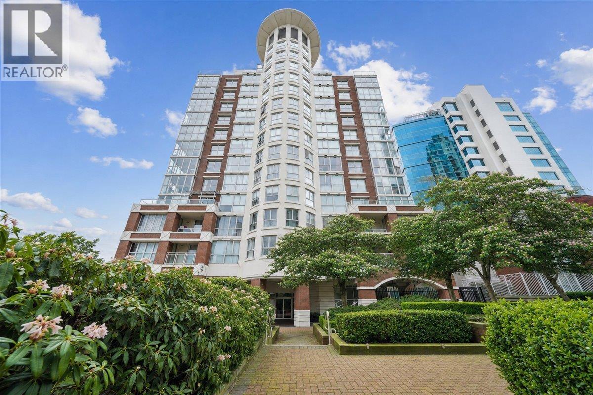 502 1255 Main Street, Vancouver, British Columbia  V6A 4G5 - Photo 1 - R3162146