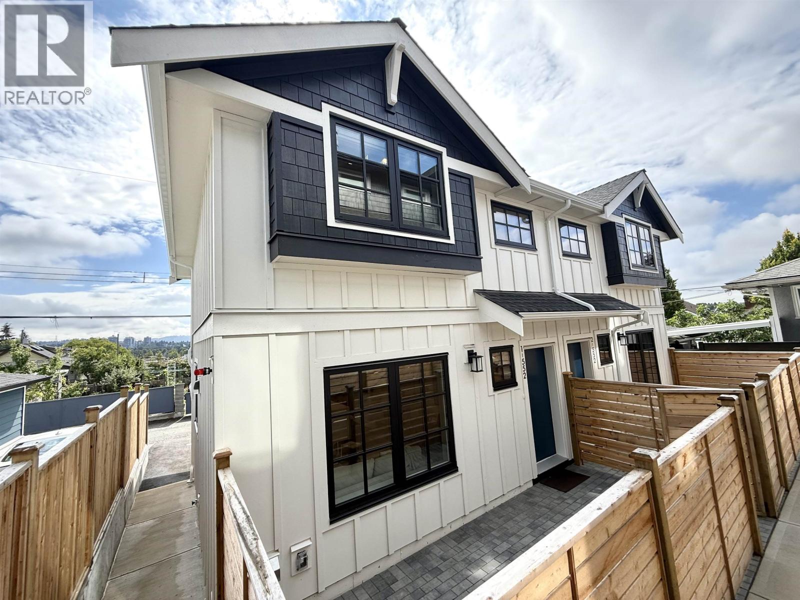 1 552 Kaslo Street, Vancouver, British Columbia  V5K 3Z2 - Photo 2 - R3162155