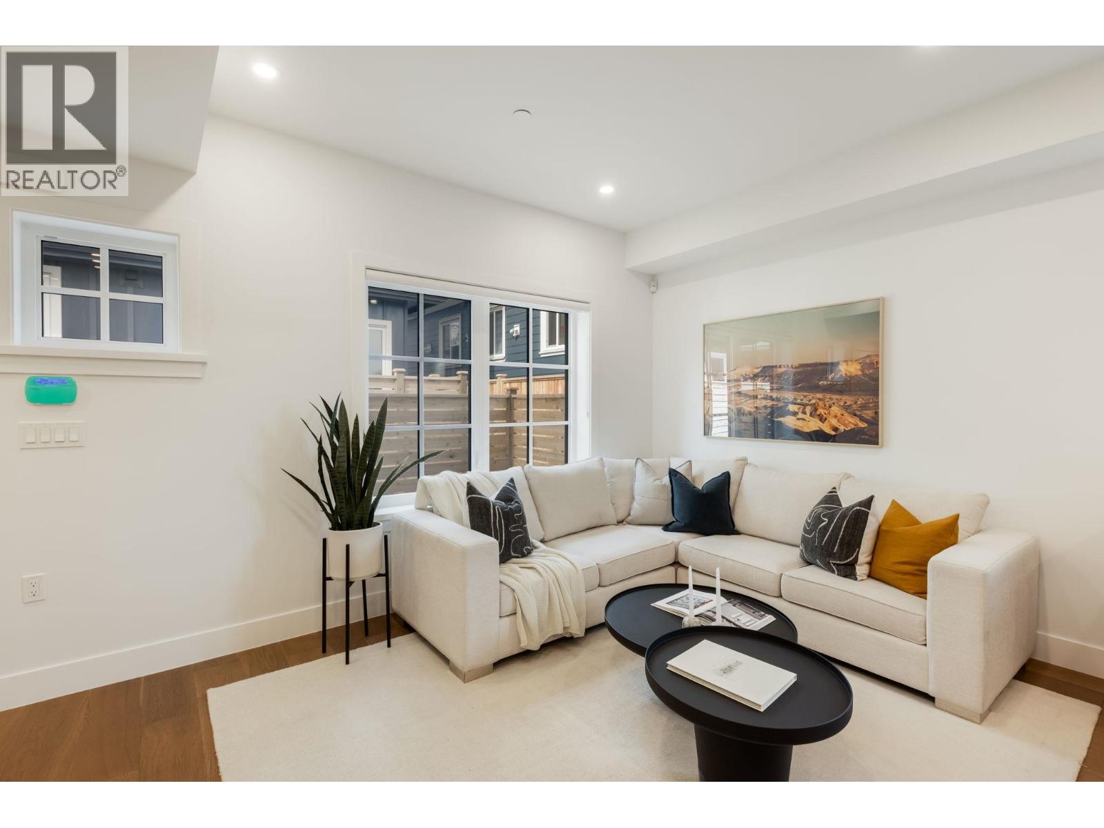1 552 Kaslo Street, Vancouver, British Columbia  V5K 3Z2 - Photo 4 - R3162155