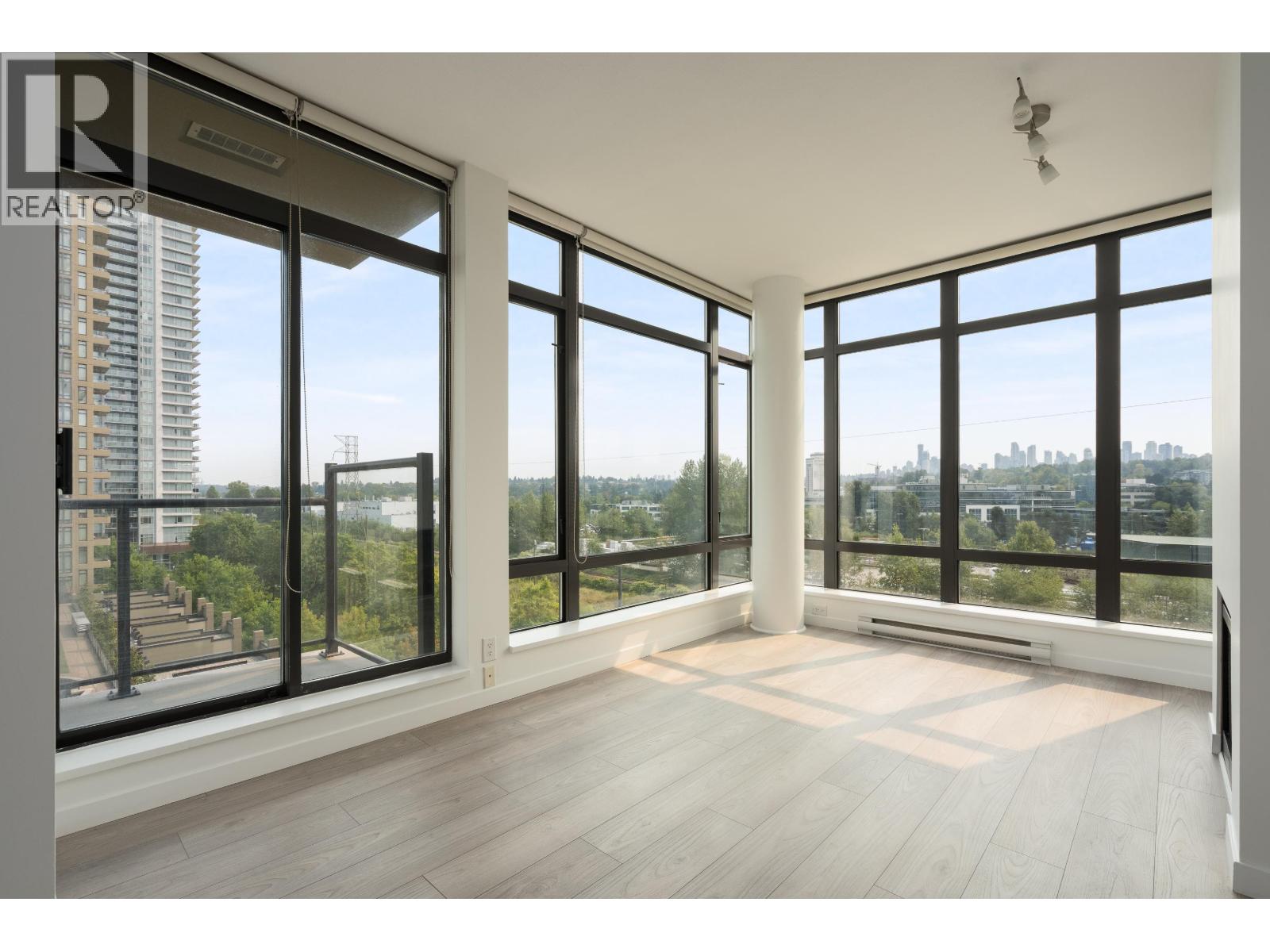 701 2345 Madison Avenue, Burnaby, British Columbia  V5C 0B4 - Photo 2 - R3162165
