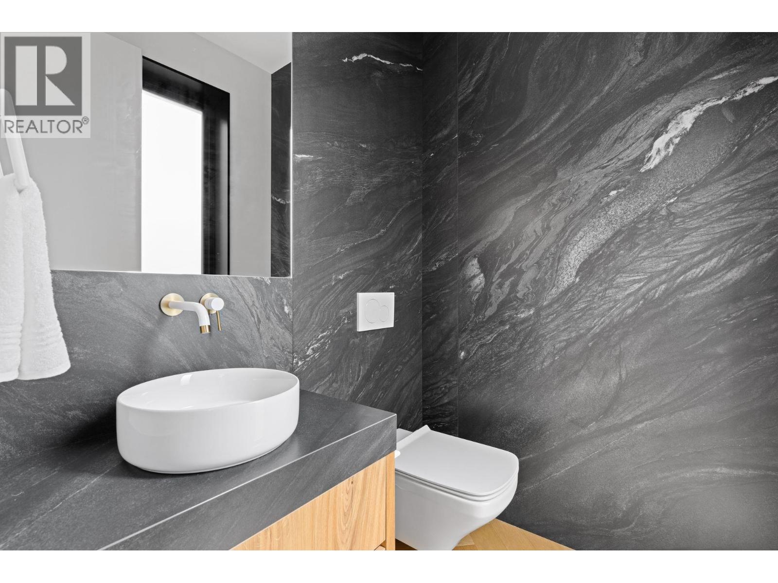 2 3768 W 2nd Avenue, Vancouver, British Columbia  V6R 1J9 - Photo 15 - R3162172
