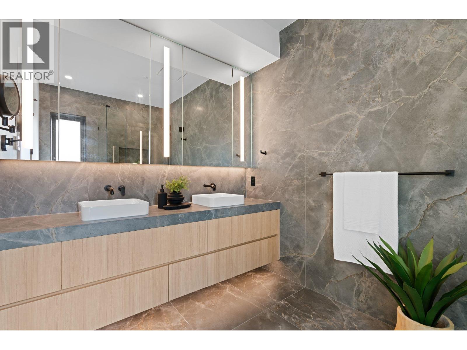 2 3768 W 2nd Avenue, Vancouver, British Columbia  V6R 1J9 - Photo 19 - R3162172