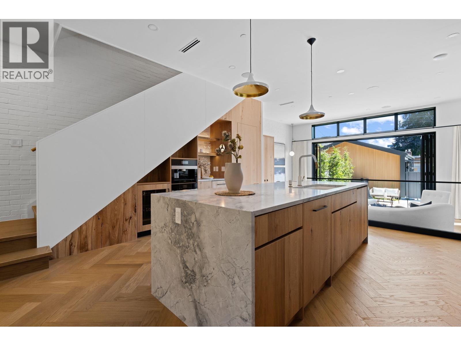 2 3768 W 2nd Avenue, Vancouver, British Columbia  V6R 1J9 - Photo 7 - R3162172