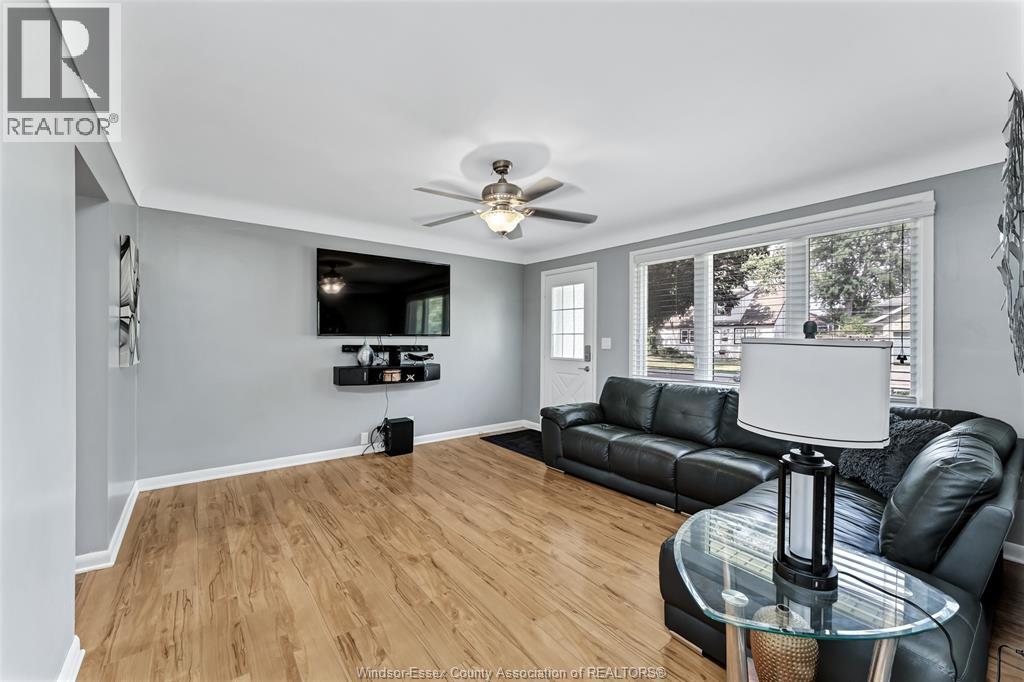 170 Superior Street, Lasalle, Ontario  N9J 1H3 - Photo 8 - 26021842