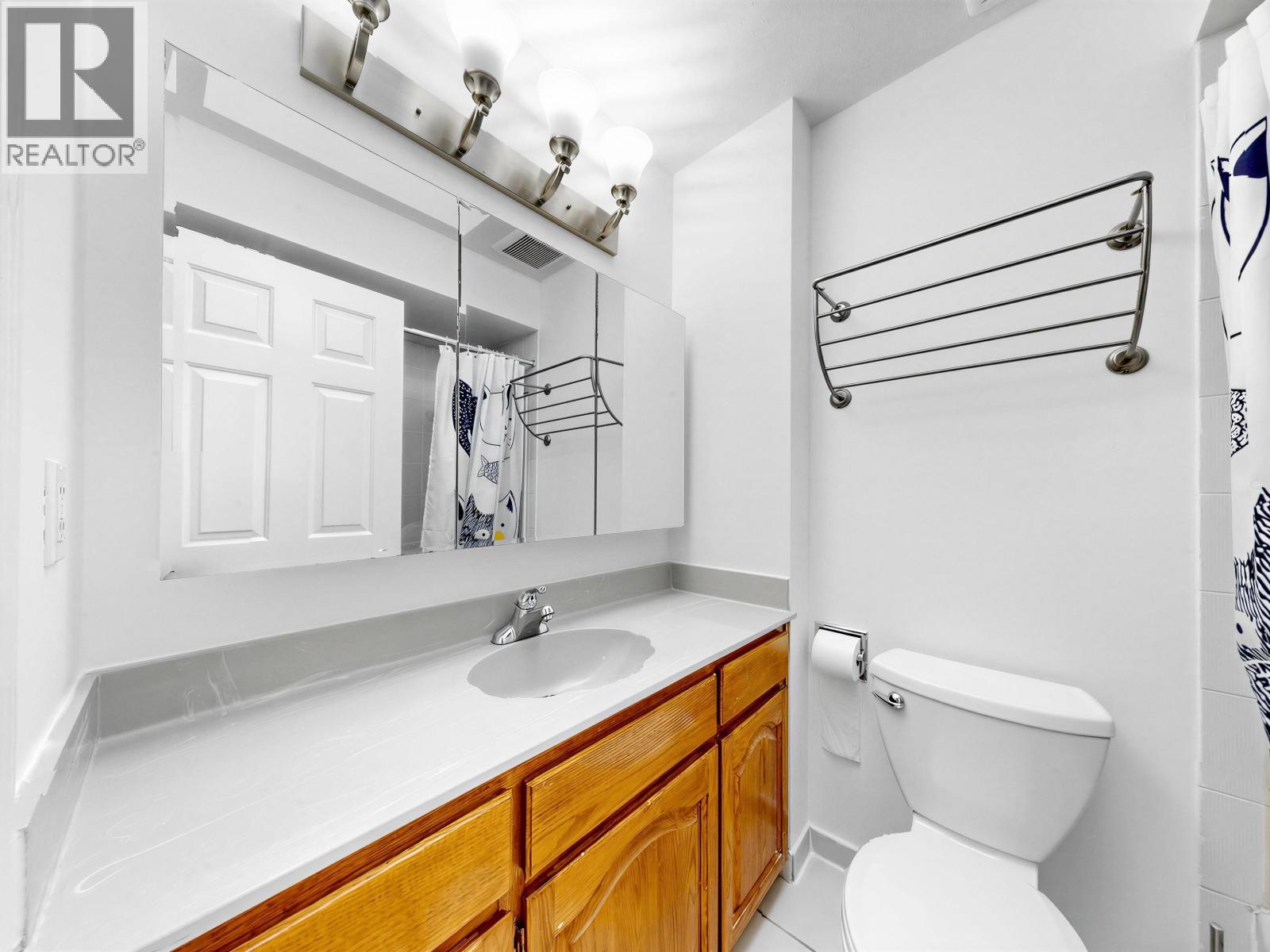 8377 Shaughnessy Street, Vancouver, British Columbia  V6P 3Y1 - Photo 13 - R3162181