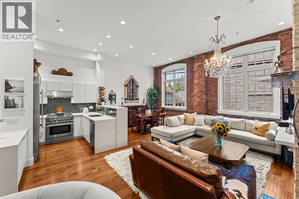 104 1811 W 16th Avenue, Vancouver, British Columbia  V6J 2M3 - Photo 1 - R3162188