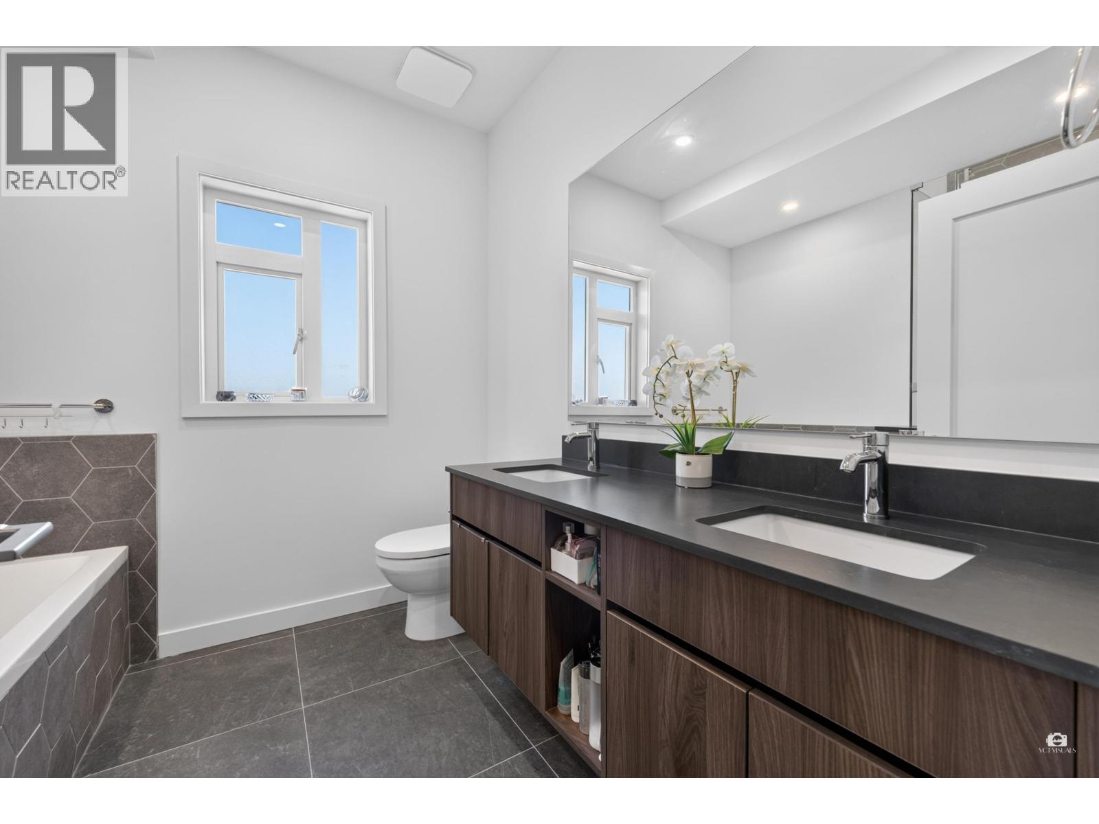 4 7580 No. 1 Road, Richmond, British Columbia  V7C 0G6 - Photo 18 - R3162189
