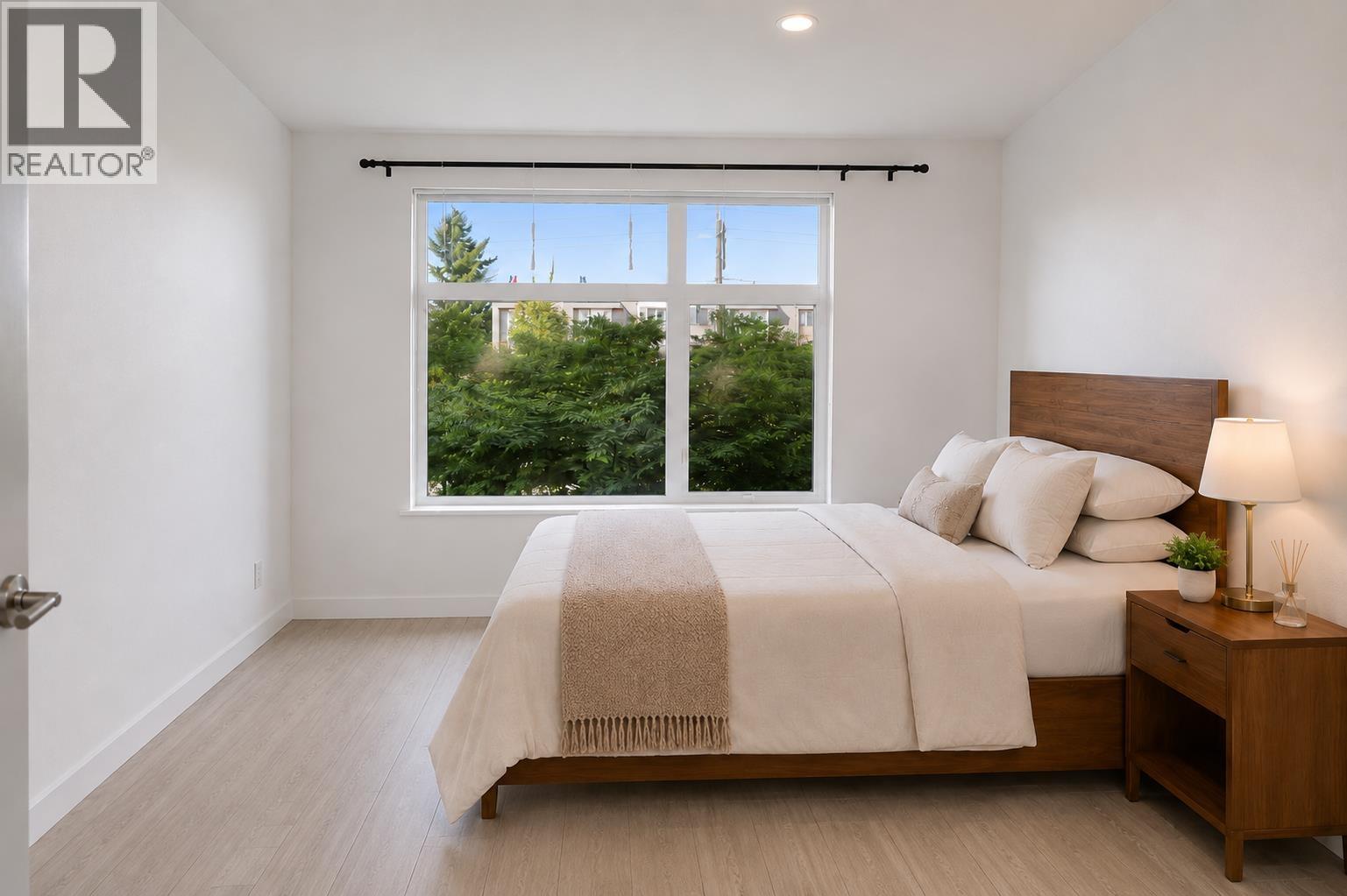 203 747 E 3rd Street, North Vancouver, British Columbia  V7L 1G8 - Photo 11 - R3162197