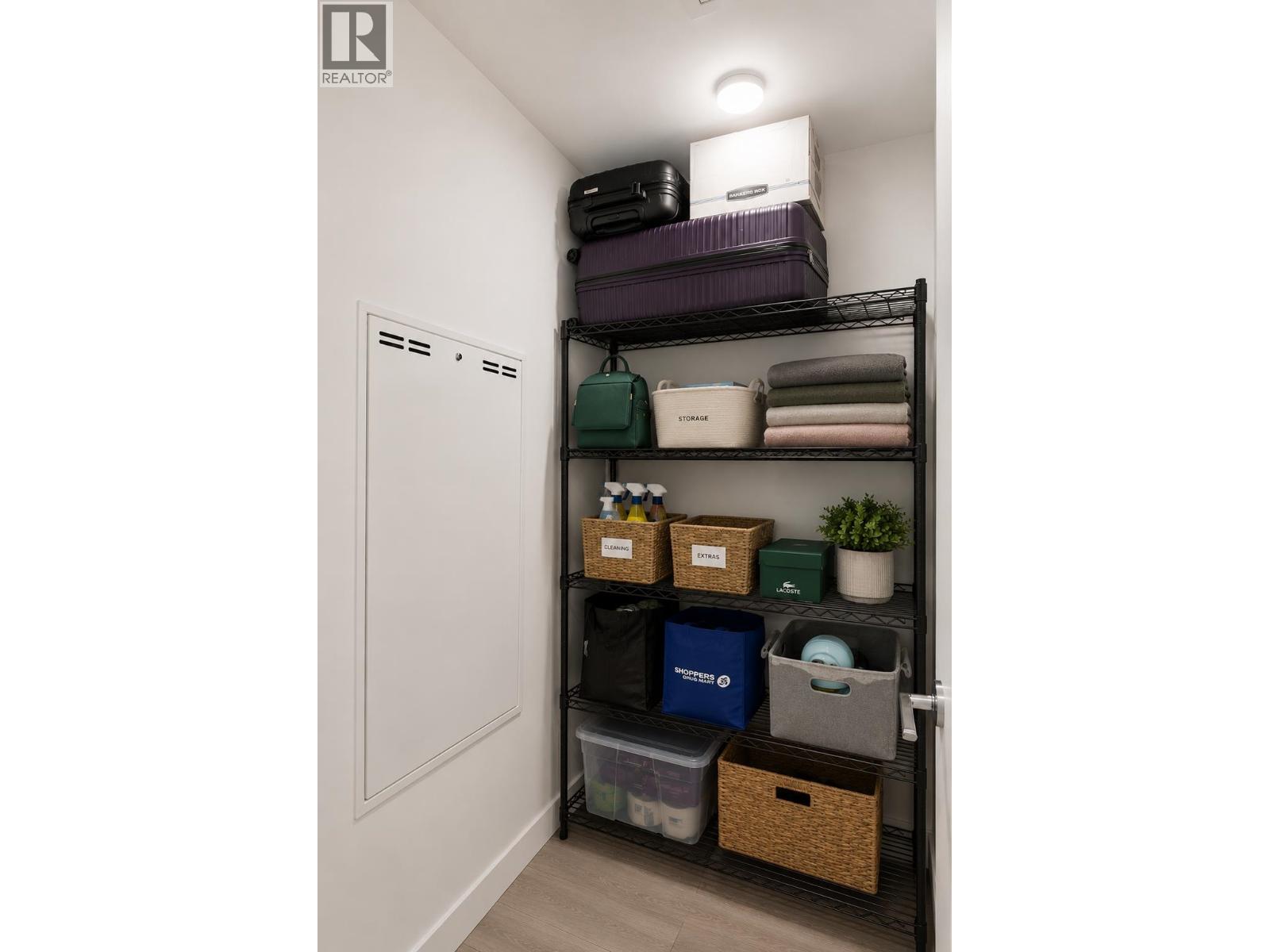203 747 E 3rd Street, North Vancouver, British Columbia  V7L 1G8 - Photo 20 - R3162197