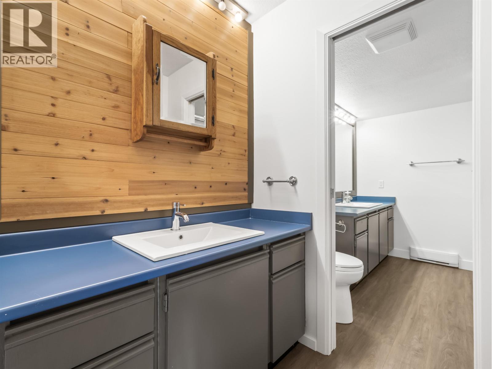 105 3191 Mountain Highway, North Vancouver, British Columbia  V7K 2H4 - Photo 19 - R3162206
