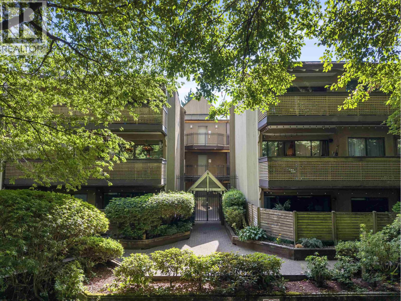 105 3191 Mountain Highway, North Vancouver, British Columbia  V7K 2H4 - Photo 27 - R3162206