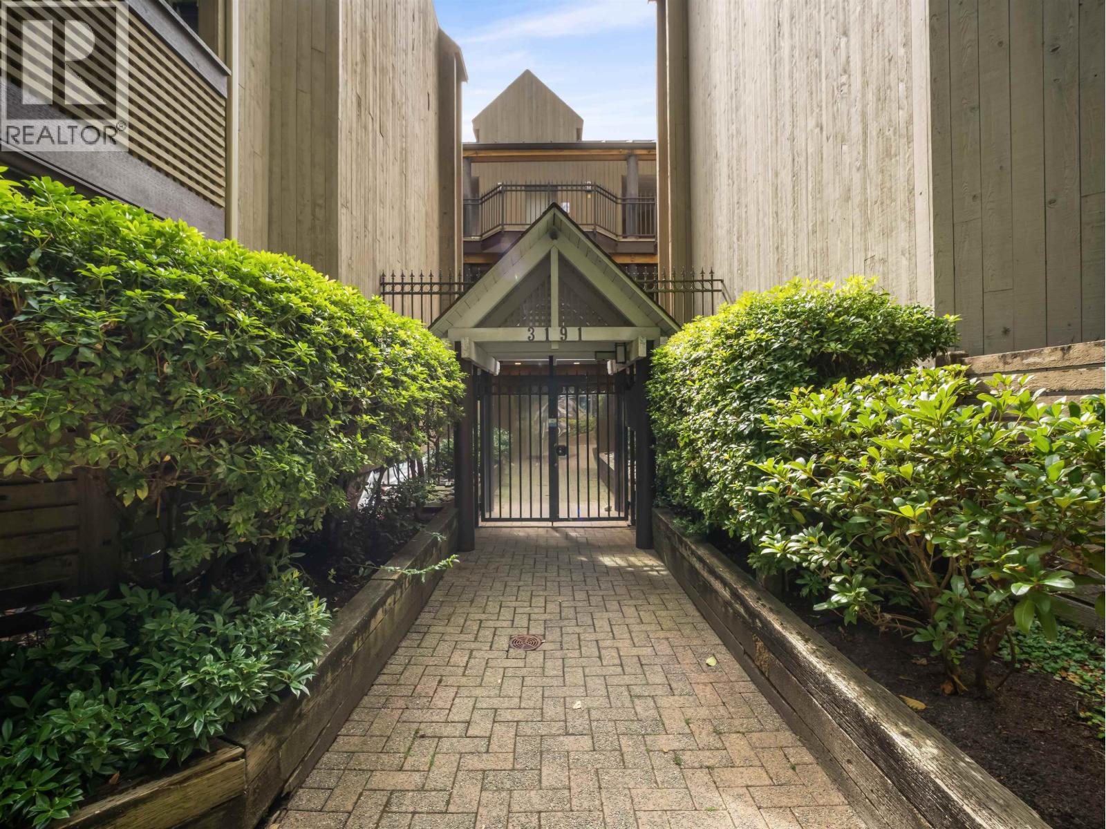 105 3191 Mountain Highway, North Vancouver, British Columbia  V7K 2H4 - Photo 28 - R3162206