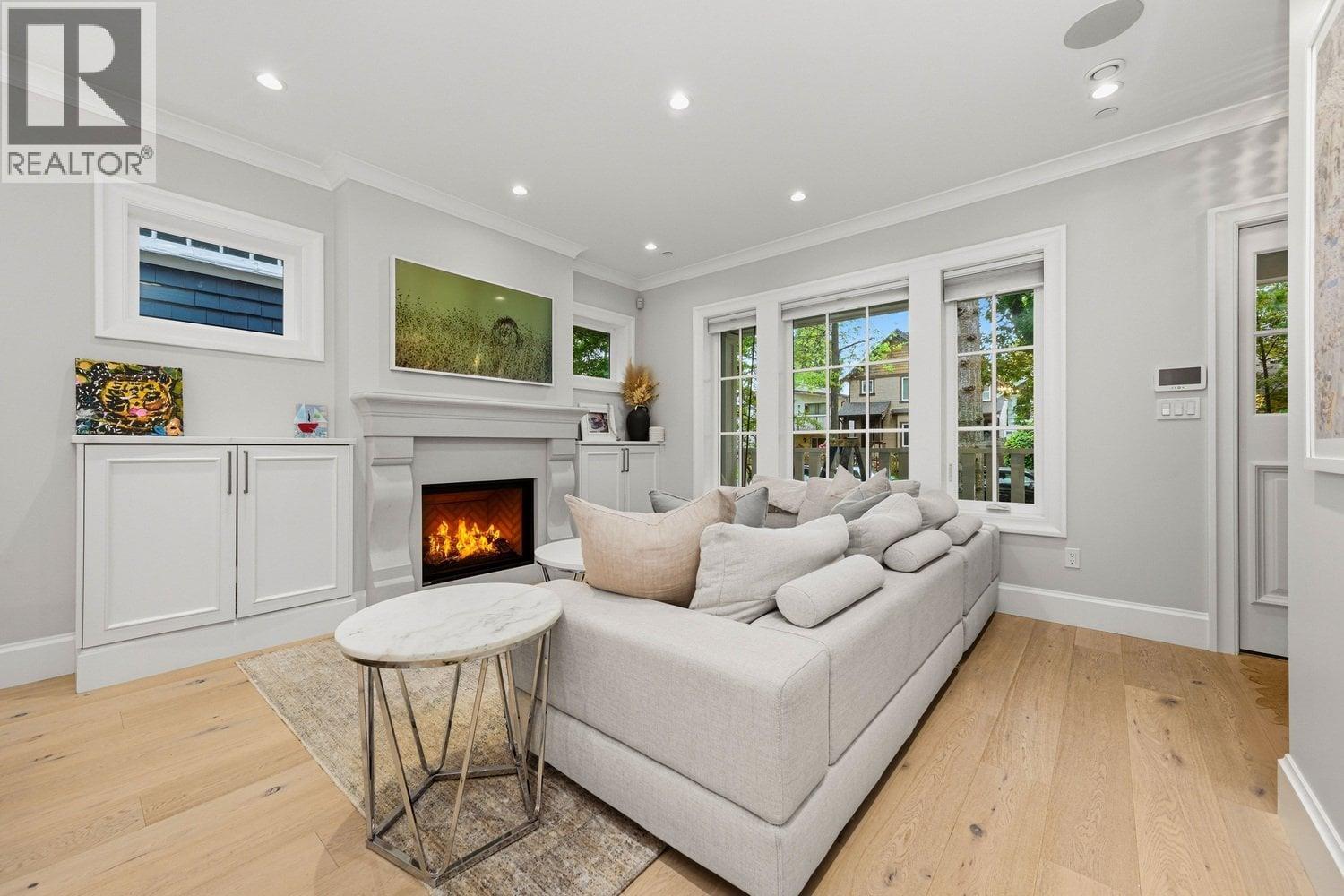 1242 E 23rd Avenue, Vancouver, British Columbia  V5V 1Y9 - Photo 4 - R3162207