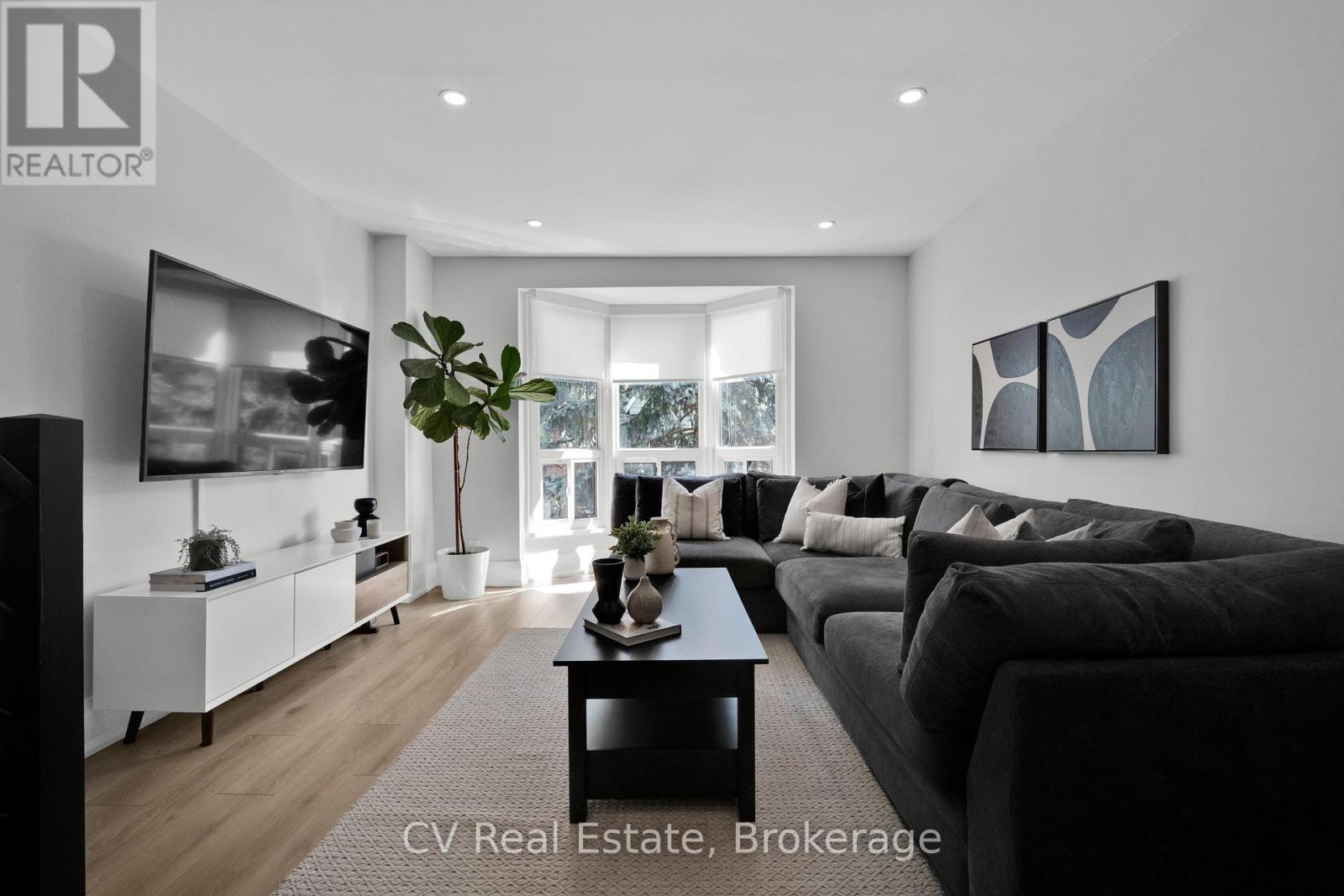 72 Hamilton Street, Toronto, Ontario  M4M 2C8 - Photo 12 - E13755038