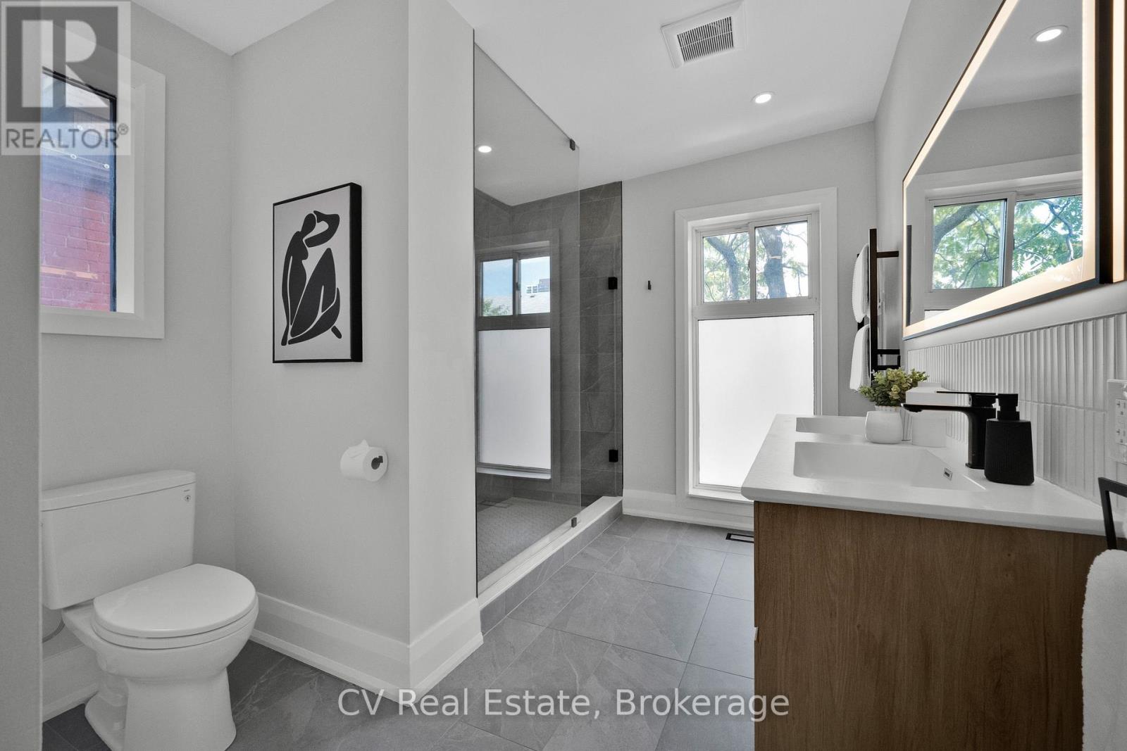 72 Hamilton Street, Toronto, Ontario  M4M 2C8 - Photo 14 - E13755038
