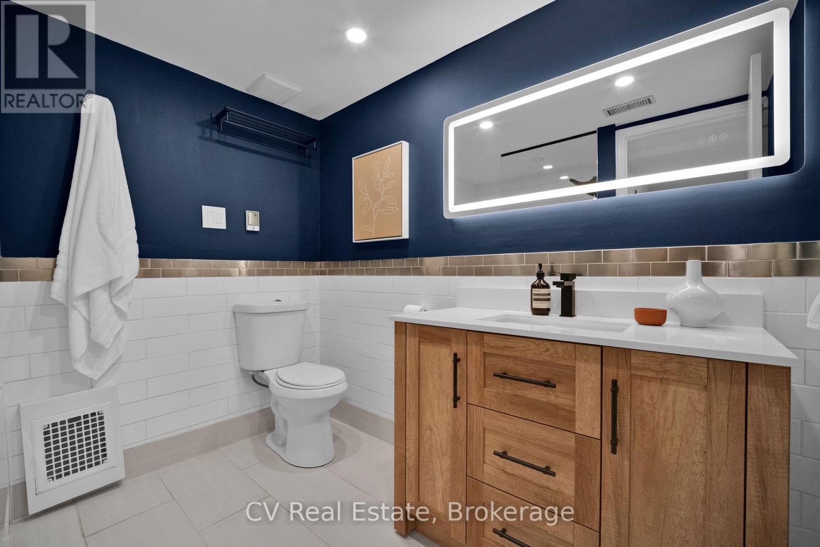 72 Hamilton Street, Toronto, Ontario  M4M 2C8 - Photo 23 - E13755038