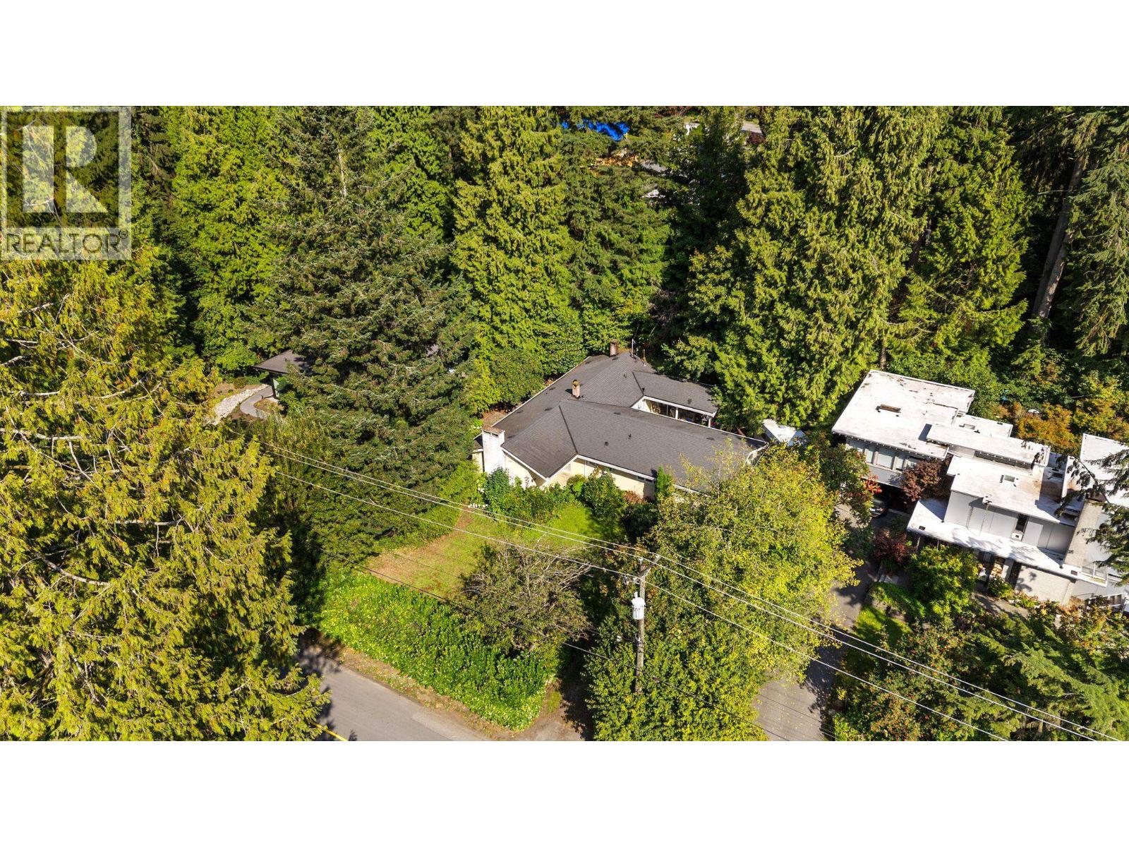 355 MATHERS AVENUE, west vancouver, British Columbia
