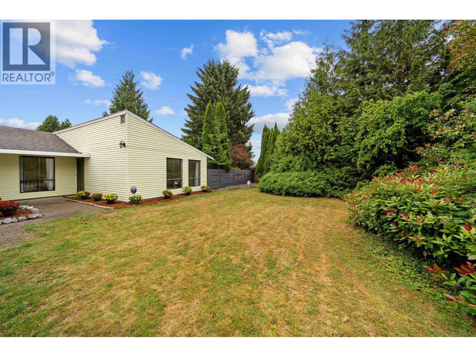 21513 Spring Avenue, Maple Ridge, British Columbia  V4R 2K8 - Photo 6 - R3162169