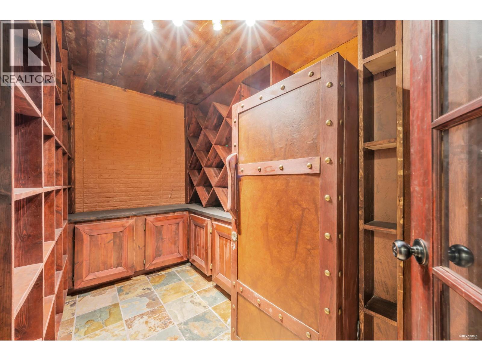 3032 Maplewood Court, Coquitlam, British Columbia  V3E 3P3 - Photo 27 - R3162173