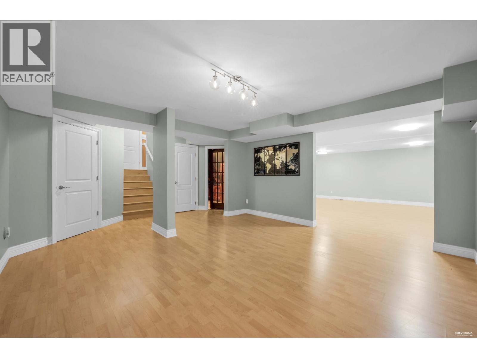 3032 Maplewood Court, Coquitlam, British Columbia  V3E 3P3 - Photo 28 - R3162173
