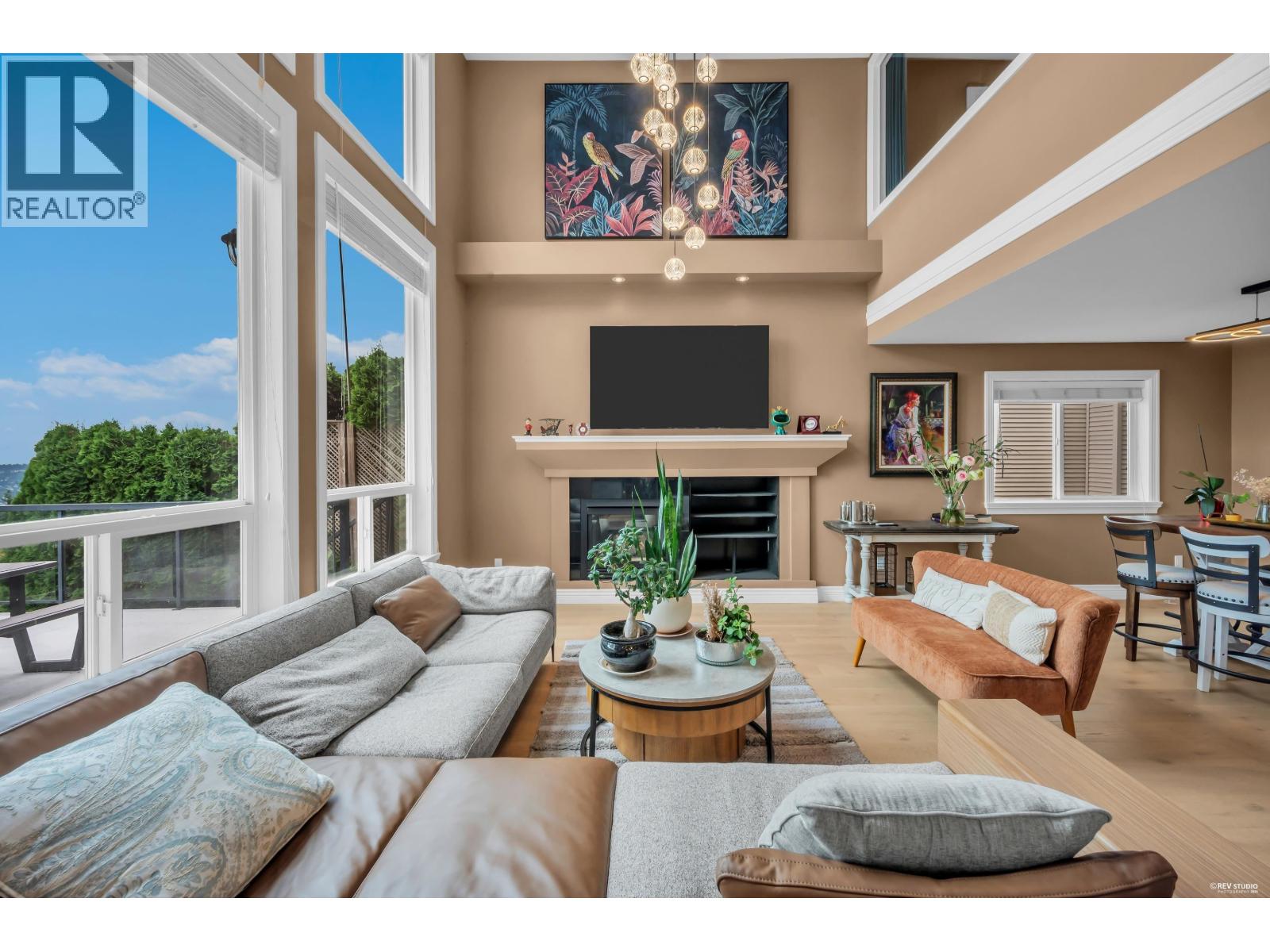 3032 Maplewood Court, Coquitlam, British Columbia  V3E 3P3 - Photo 4 - R3162173