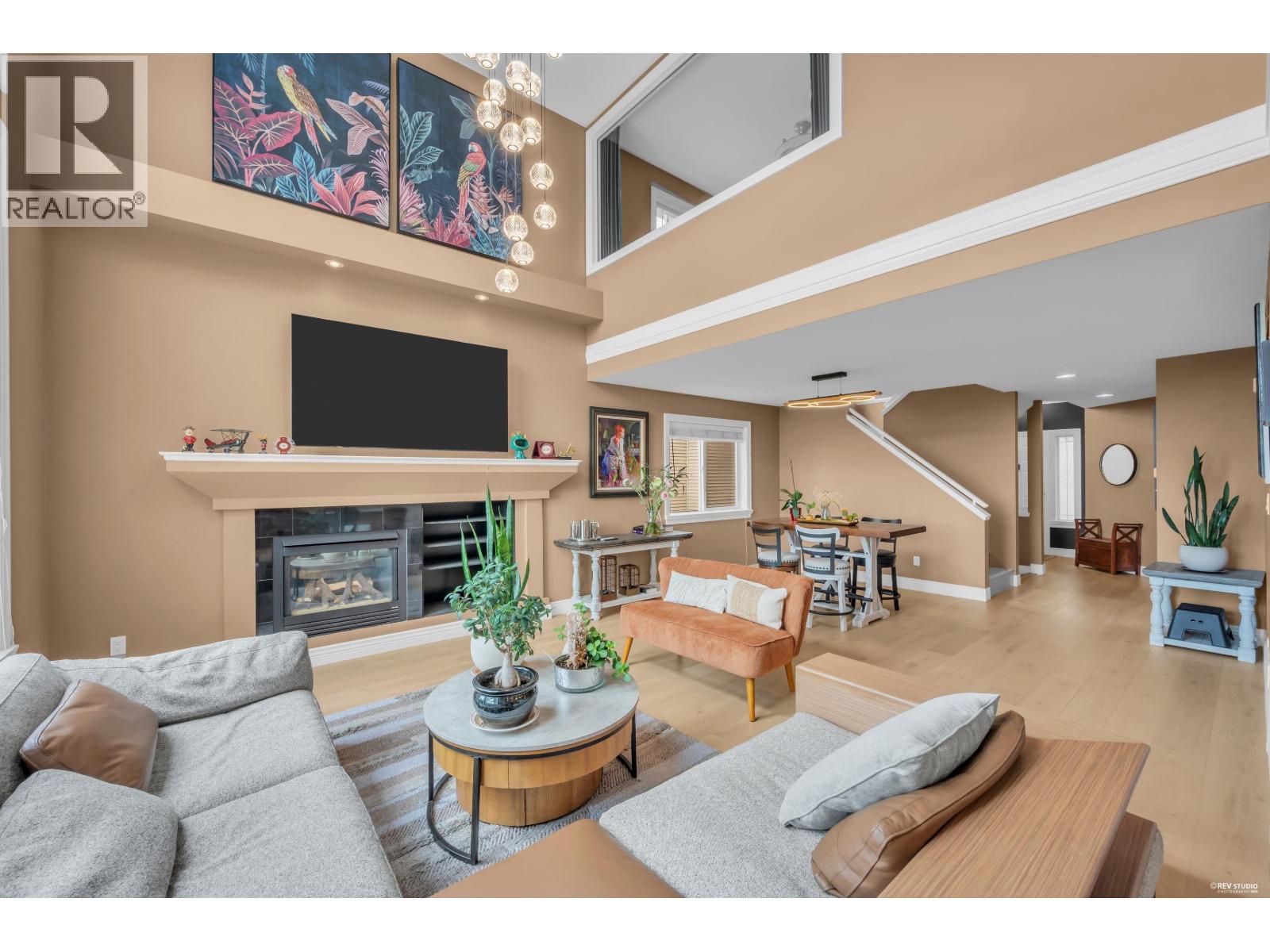 3032 Maplewood Court, Coquitlam, British Columbia  V3E 3P3 - Photo 6 - R3162173
