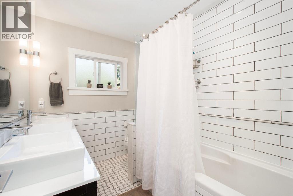 1218 W 22nd Street, North Vancouver, British Columbia  V7P 2G1 - Photo 17 - R3162179