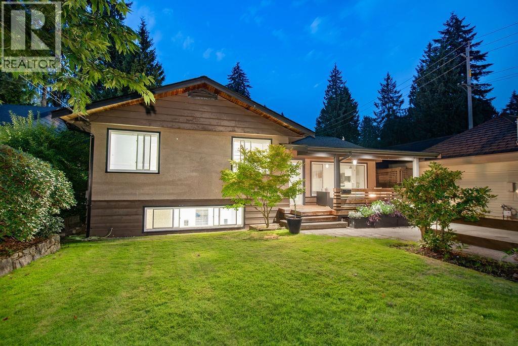 1218 W 22nd Street, North Vancouver, British Columbia  V7P 2G1 - Photo 3 - R3162179