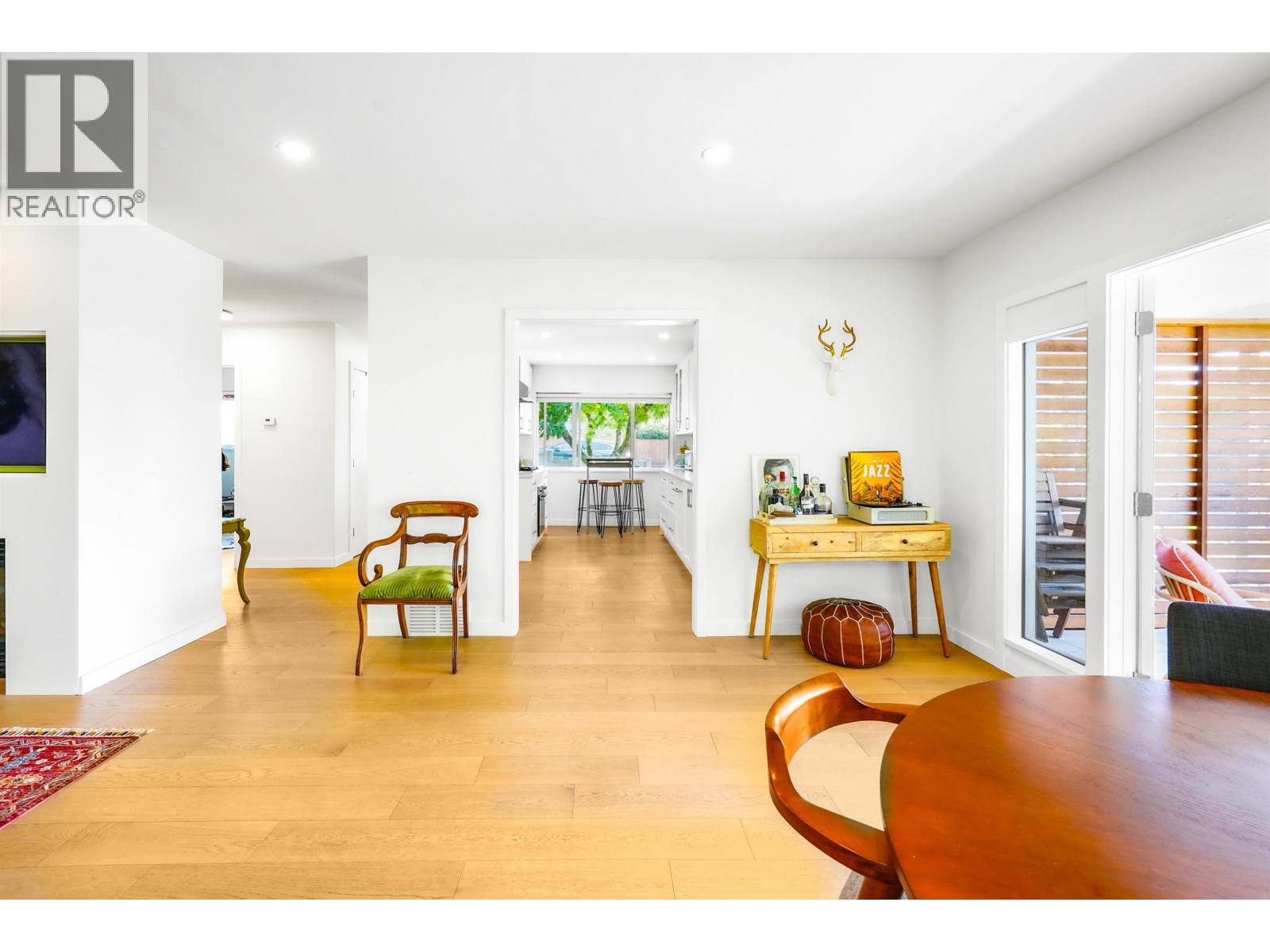 3277 Chesterfield Avenue, North Vancouver, British Columbia  V7N 3M8 - Photo 38 - R3162186